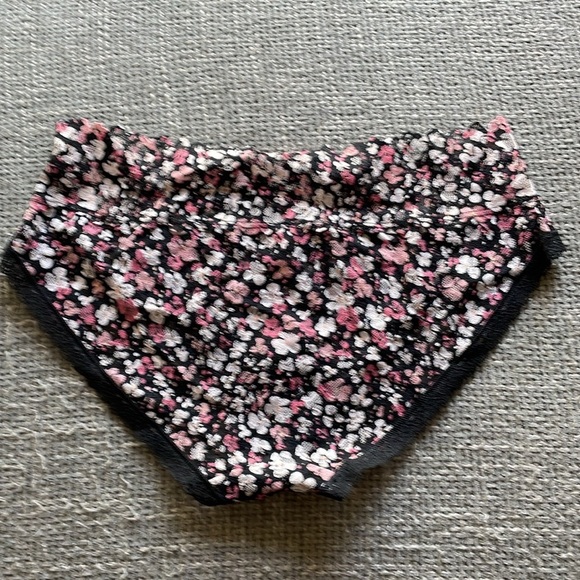 NEW VICTORIA’S SECRET Panty Bundle! - Picture 13 of 13